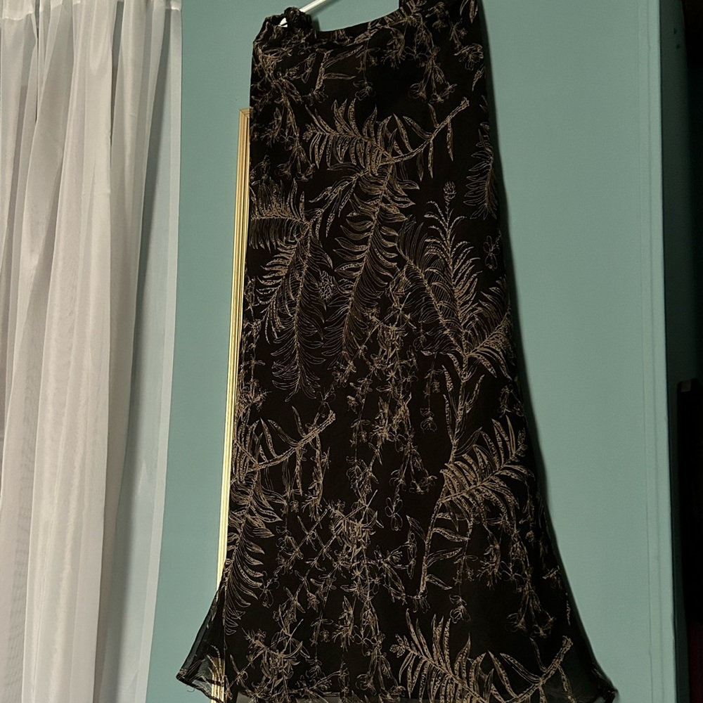 Elegant Black and Gold Women's Skirt